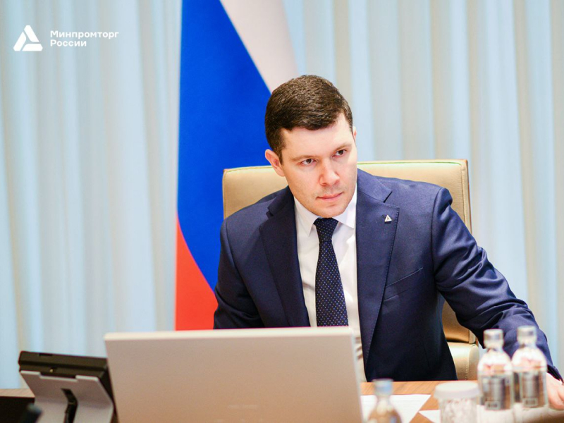 В Минпромторге раскрыли планы по порогу беспошлинного ввоза в ЕАЭС